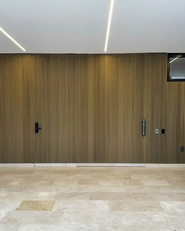 Yutucu duvar paneli ofis ve otel lobisi uygulaması